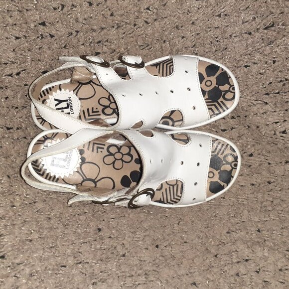 FLY LONDON-Ogla-White Leather-Dbl Buckle-Slingback-Sz 37-Excellent - Picture 7 of 8
